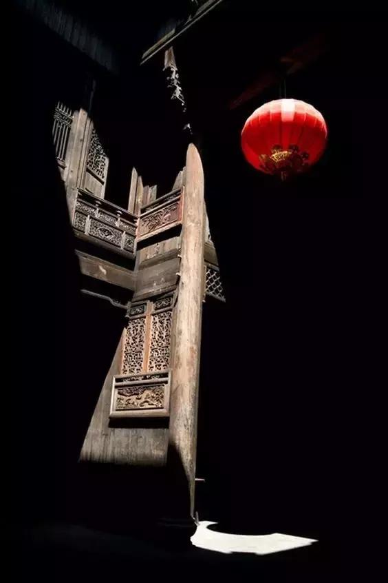 這樣的院子,，只有中國人駕馭得了它,！
