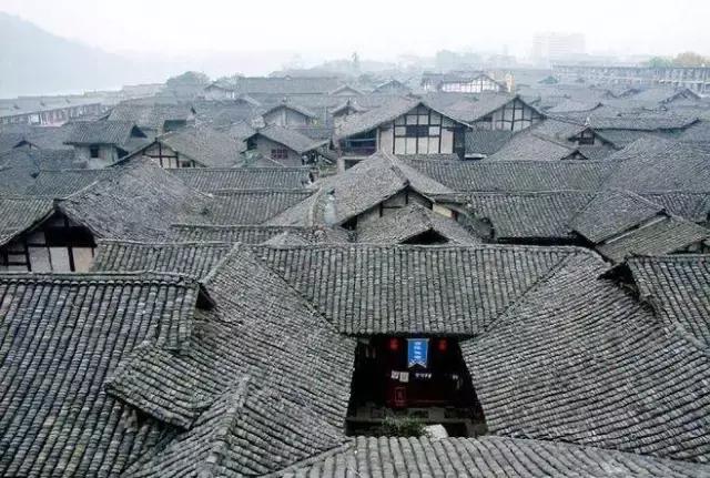 青瓦灰墻,高瓴飛檐,,處處消磨時(shí)光