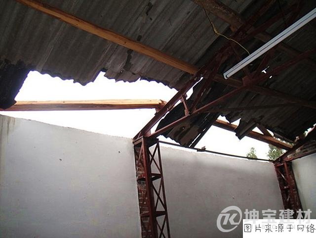 老家房頂?shù)氖尥邥?huì)對(duì)居住者的健康造成影響嗎,？