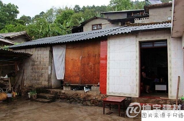 老家房頂?shù)氖尥邥?huì)對(duì)居住者的健康造成影響嗎,？